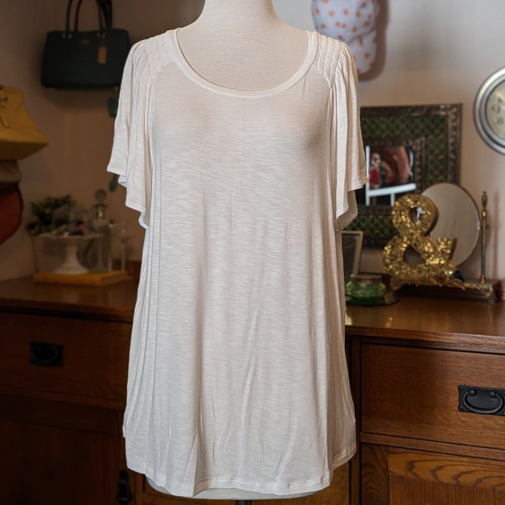 Old Navy Calla Lily (White) Top with Smocked Detail, Flutter Sleeve Size L Large